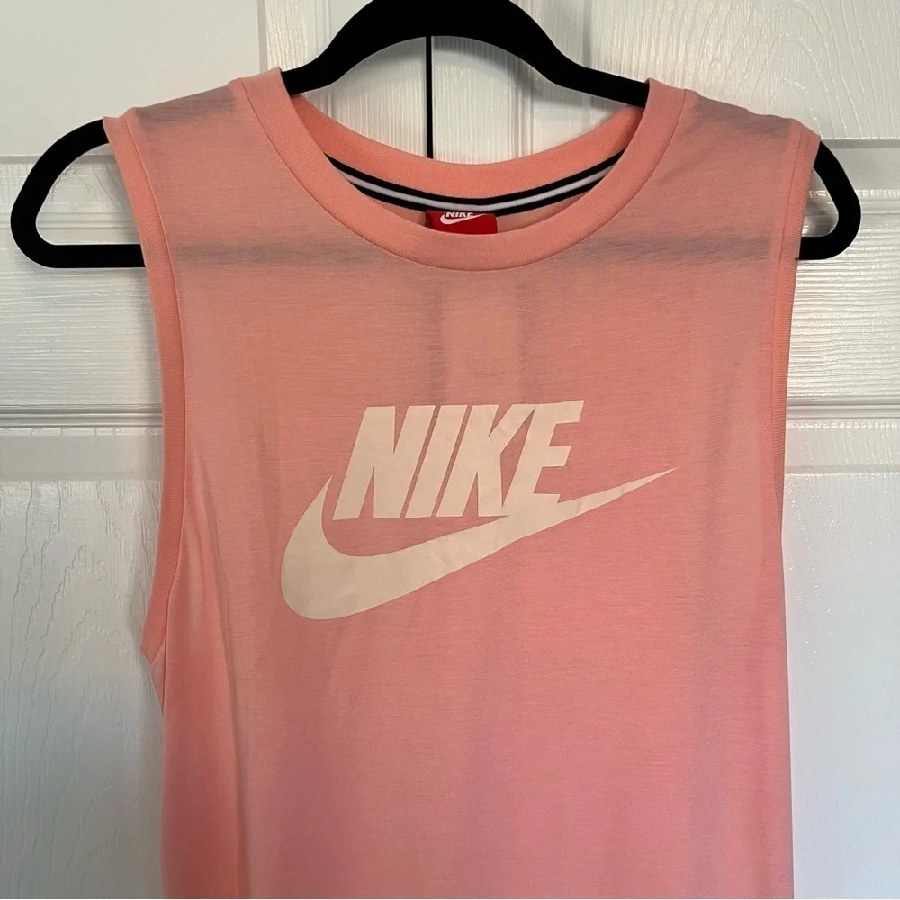 NWT Coral Nike Nike Futura Muscle Long Tank Size M